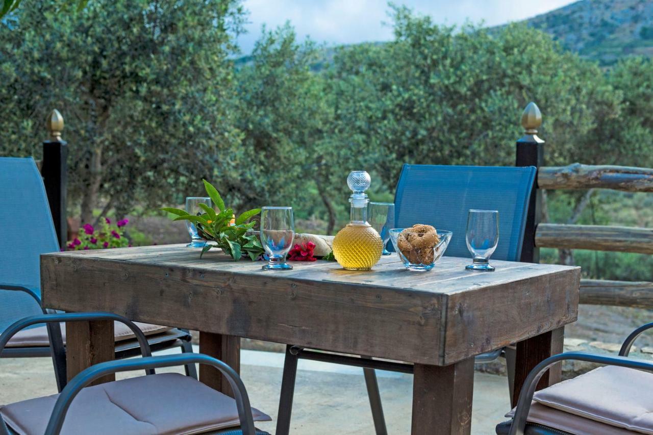 Petrakis Cretan Homes Kissamos Bagian luar foto