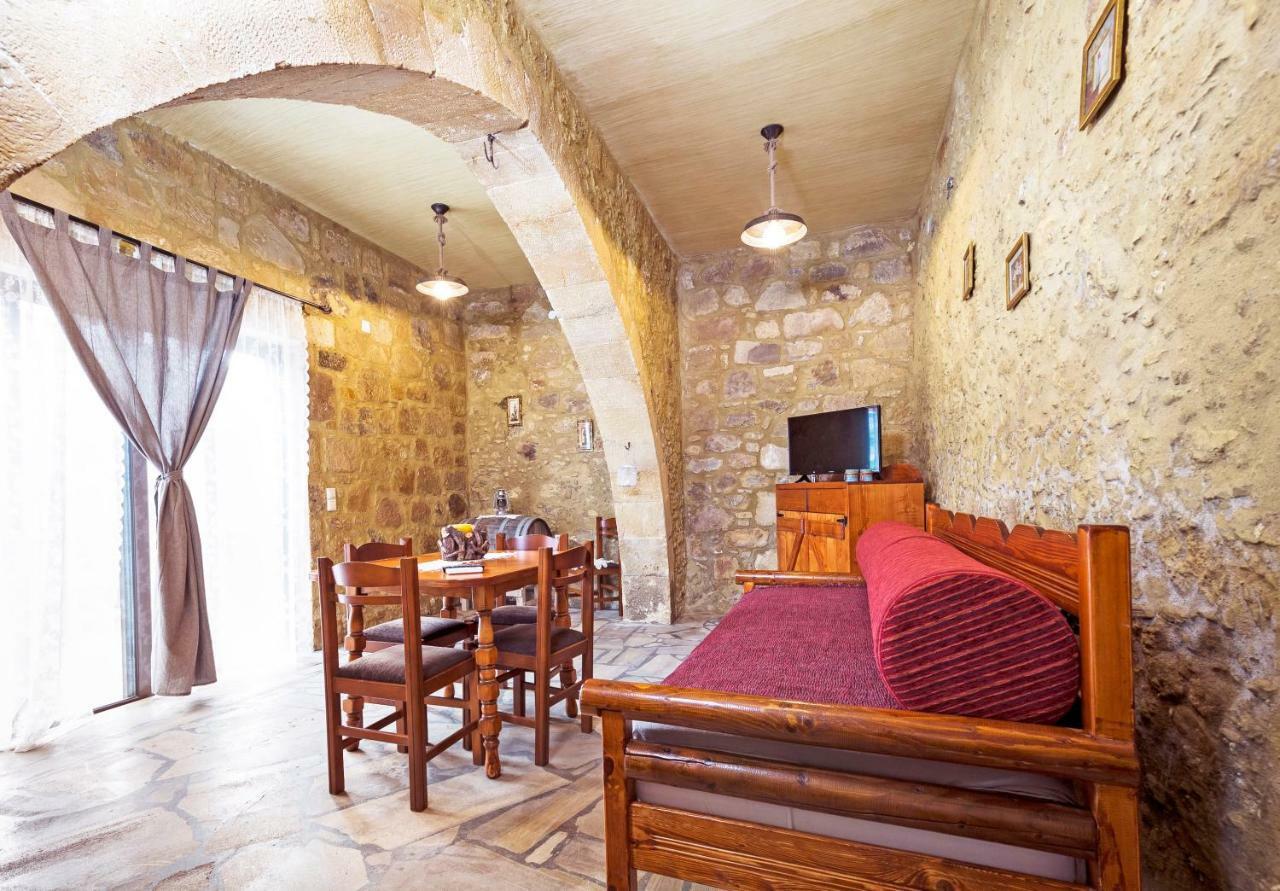 Petrakis Cretan Homes Kissamos Bagian luar foto